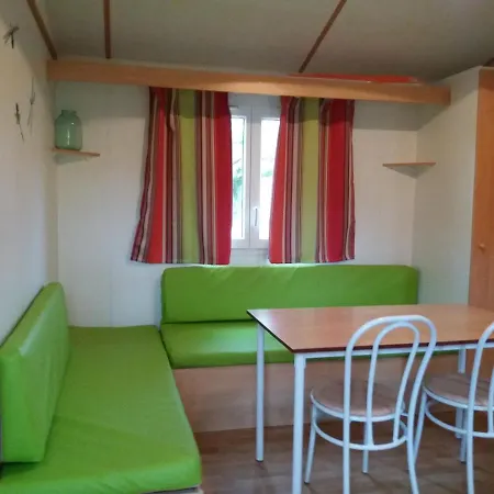 Camping Le Pont D'Allagnon Lempdes sur Allagnon Exterior photo